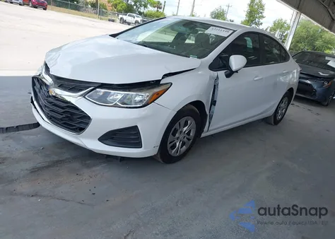 2019 Chevrolet Cruze Ls z USA, uszkodzony, nr VIN 1G1BC5SM7K7151417
